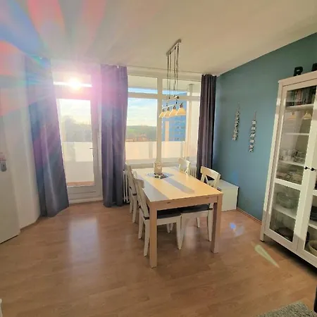 P03-002 アパート ハイリゲンハーフェン